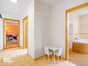 Prodej bytu 2+1, Zlín, Podlesí I, 79 m2