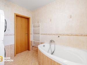Prodej bytu 2+1, Zlín, Podlesí I, 79 m2