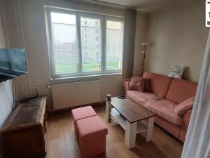 Prodej bytu 1+1, Cheb, Lesní, 37 m2