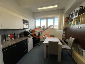 Pronájem kanceláře, Rožnov pod Radhoštěm, 1. máje, 124 m2