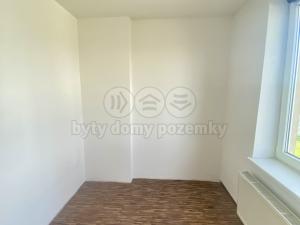 Pronájem bytu 2+kk, Krnov - Krásné Loučky, Krásné Loučky, 65 m2