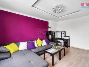 Pronájem bytu 2+1, Pardubice - Zelené Předměstí, Benešovo náměstí, 52 m2