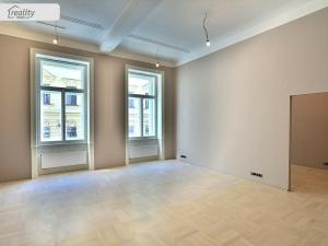 Pronájem kanceláře, Praha - Nové Město, Spálená, 164 m2