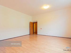 Prodej bytu 2+1, Trnová, 84 m2