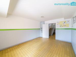 Prodej bytu 4+1, Dalovice, Na Výsluní, 86 m2