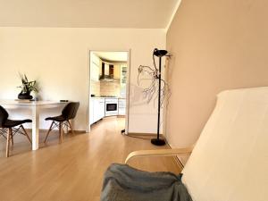 Pronájem bytu 3+1, Praha - Strašnice, Nedvězská, 69 m2