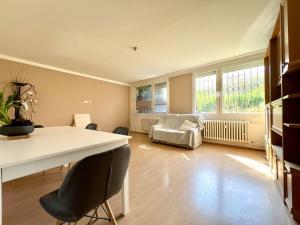 Pronájem bytu 3+1, Praha - Strašnice, Nedvězská, 69 m2