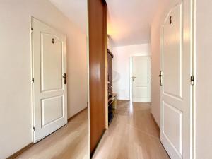 Pronájem bytu 3+1, Praha - Strašnice, Nedvězská, 69 m2