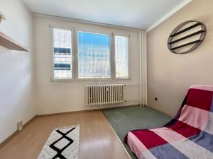Pronájem bytu 3+1, Praha - Strašnice, Nedvězská, 69 m2