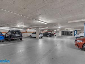 Prodej garážového stání, Brno, Vančurova, 10 m2