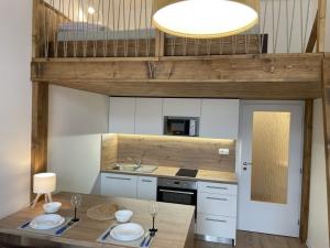 Pronájem bytu 1+kk, Ostrava - Přívoz, Palackého, 27 m2