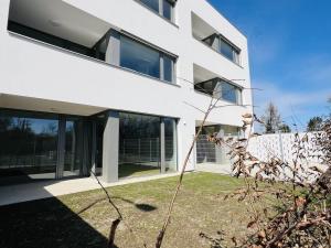 Pronájem bytu 2+kk, Ostrava, U Hájenky, 57 m2