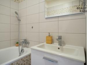 Prodej bytu 3+1, Olomouc, Urxova, 73 m2