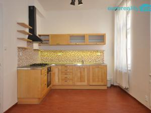 Prodej bytu 3+1, Praha - Staré Město, Michalská, 98 m2