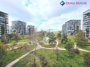 Prodej bytu 1+kk, Praha - Žižkov, Ke kapslovně, 64 m2