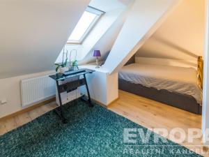 Prodej bytu 2+kk, Slaný, Ouvalova, 60 m2