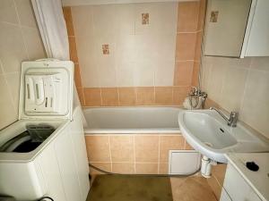 Pronájem bytu 4+1, Plzeň, Strážnická, 82 m2
