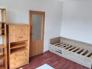 Pronájem bytu 1+1, Praha - Hostivař, Gercenova, 36 m2
