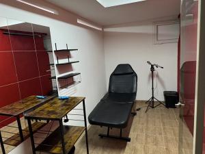 Pronájem obchodního prostoru, Praha - Břevnov, Radimova, 110 m2