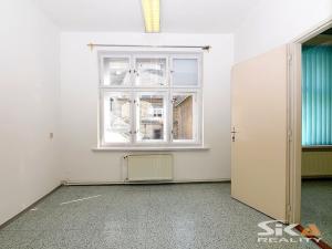 Pronájem komerční nemovitosti, Louny, Sladovnická, 98 m2