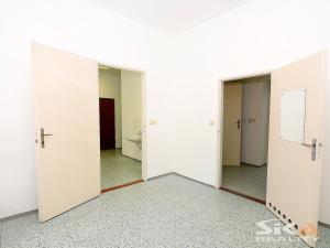 Pronájem komerční nemovitosti, Louny, Sladovnická, 98 m2