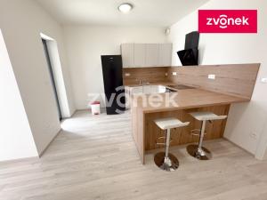 Pronájem bytu 1+kk, Zlín, Smetanova, 35 m2