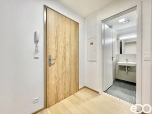 Pronájem bytu 2+kk, Praha - Stodůlky, Hasilova, 41 m2