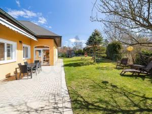 Prodej rodinného domu, Karlovy Vary, Motýlí, 244 m2