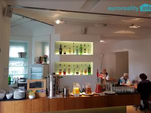 Pronájem restaurace, Mariánské Lázně, Anglická, 80 m2