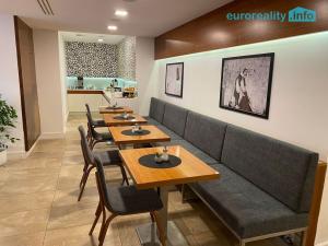 Pronájem restaurace, Mariánské Lázně, Anglická, 80 m2