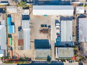 Pronájem výrobních prostor, Hradec Králové - Slezské Předměstí, Výrobní, 1059 m2