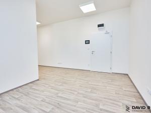 Pronájem kanceláře, Rajhrad, Stará pošta, 33 m2