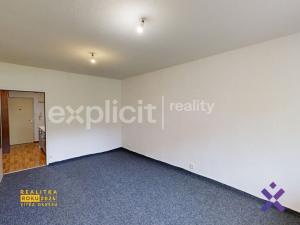 Pronájem bytu 1+1, Zlín, Družstevní, 32 m2