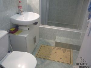Pronájem bytu 1+kk, Praha - Jinonice, V Roháčích, 20 m2
