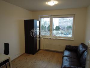 Pronájem bytu 1+kk, Praha - Stodůlky, Holýšovská, 28 m2