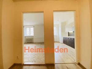 Pronájem bytu 1+1, Ostrava - Poruba, Hlavní třída, 38 m2