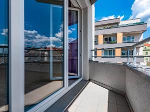 Pronájem bytu 1+kk, Praha - Vršovice, 30 m2