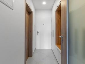 Pronájem bytu 1+kk, Praha - Vršovice, 30 m2