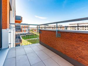 Pronájem bytu 2+kk, Praha - Třebonice, 51 m2