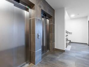 Pronájem bytu 2+kk, Praha - Třebonice, 51 m2