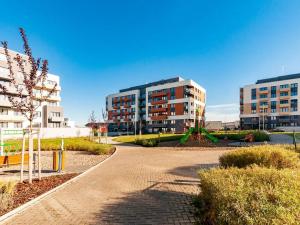 Pronájem bytu 2+kk, Praha - Třebonice, 51 m2