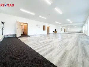 Prodej kanceláře, Štěchovice, Krátká, 300 m2