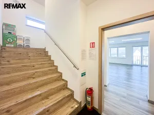 Prodej kanceláře, Štěchovice, Krátká, 300 m2