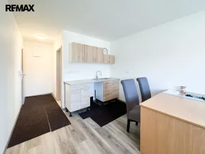 Prodej kanceláře, Štěchovice, Krátká, 300 m2