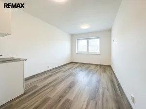 Prodej kanceláře, Štěchovice, Krátká, 300 m2