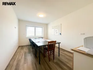 Prodej kanceláře, Štěchovice, Krátká, 300 m2