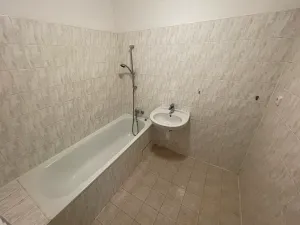 Pronájem bytu 2+1, Lovosice, Wolkerova, 55 m2