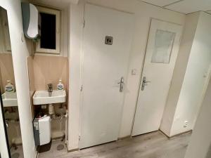 Pronájem obchodního prostoru, Praha - Břevnov, Radimova, 25 m2