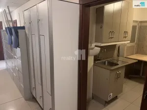 Pronájem obchodního prostoru, Karlovy Vary - Dvory, Chebská, 146 m2