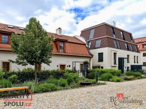 Pronájem bytu 1+kk, Praha - Troja, Pod Havránkou, 35 m2